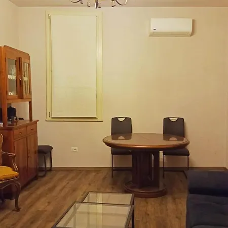 Apartment Casa Degli Zii, Relax A Ac E Zanzariere Bevagna